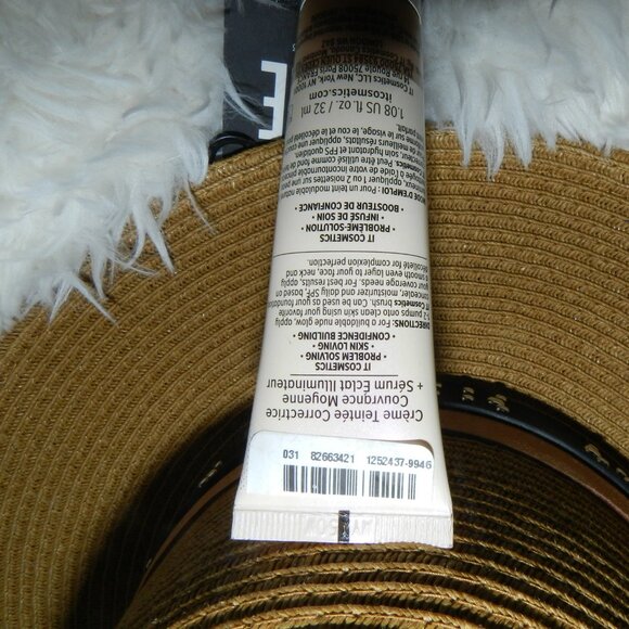 it cosmetics CC+ Nude Glow Foundation SPF 40 + Glow Serum Medium 🆕FAST😮💨⚡🚚 - Picture 13 of 16